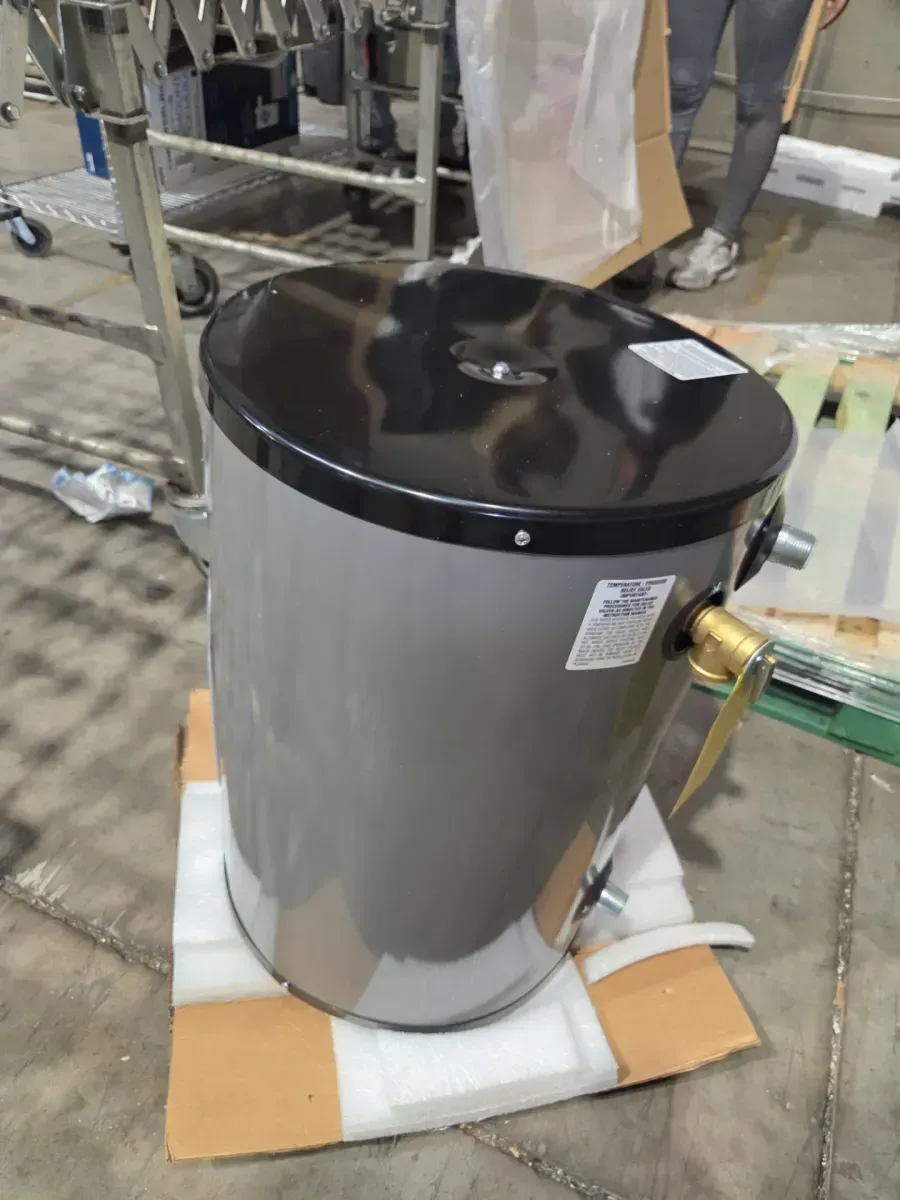 10 Gal. 120-Volt 1.5 kW 1-Phase Point of Use Commercial Electric Water Heater - image 4