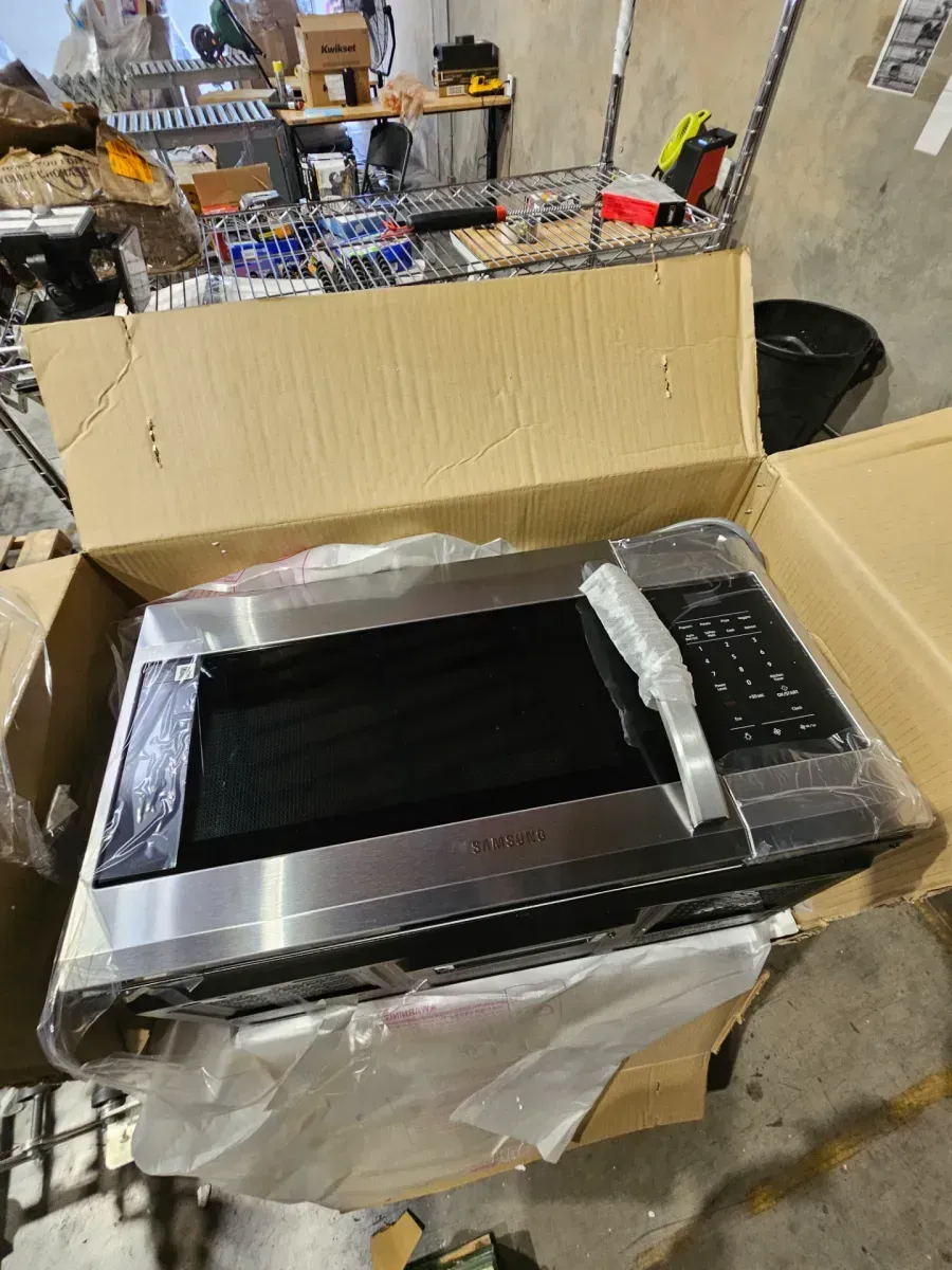 30 in. 1.7 cu. ft. 1700 W Fingerprint Resistant Stainless Steel Over-the-Range Convection Microwave - image 4