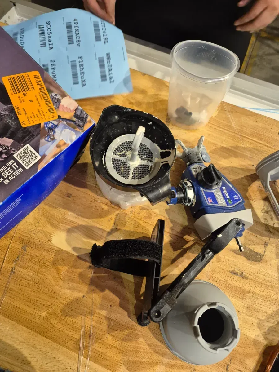 TrueCoat 360 Cordless Paint Sprayer, 99 in. Masking Film, 1.41 in. Painter's Tape (6-Pack) and Respirator - image 4