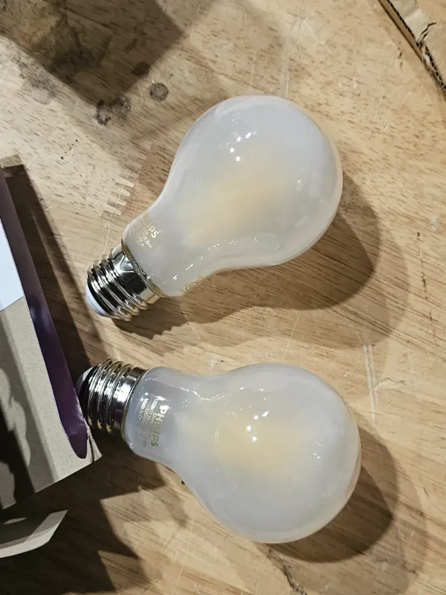 *** Pack of 3 *** 100 Watt-Equivalent Ultra Definition LED Light Bulb A19 A-Style 2700K Soft White 2-Pack - image 2