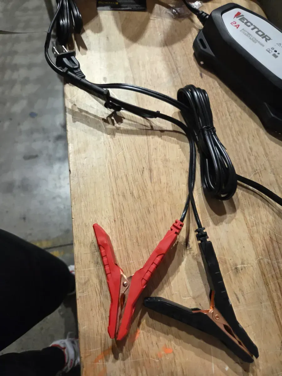 2 Amp Battery Charger/Maintainer - image 3
