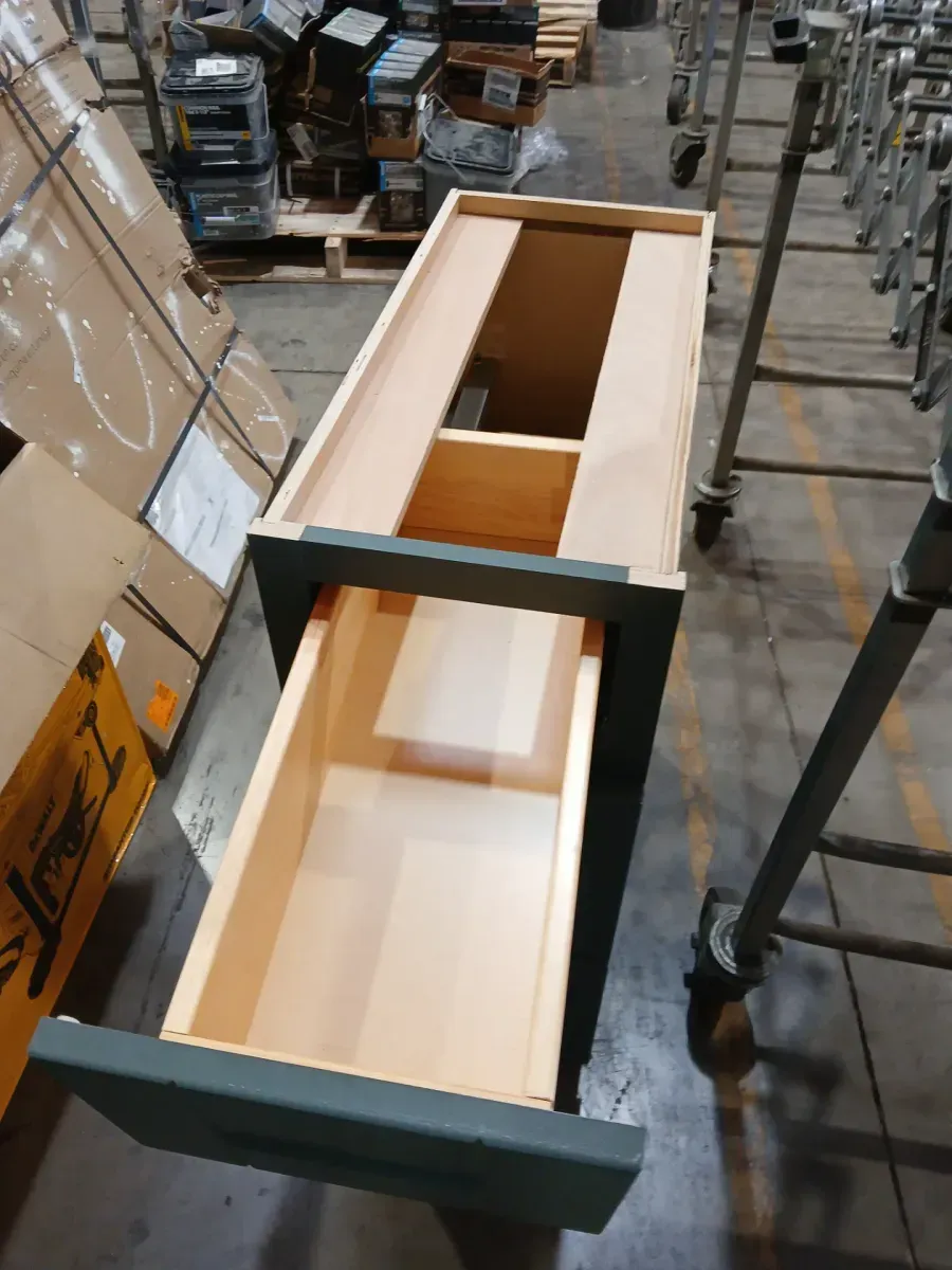 ***Top drawer damaged***Washington 18 in. W x 24 in. D x 34.5 in. H Plywood Assembled Drawer Base in Verdant Green with 3-Soft Close Drawers - image 2