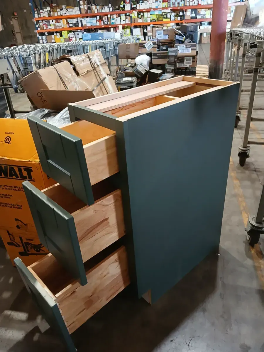 ***Top drawer damaged***Washington 18 in. W x 24 in. D x 34.5 in. H Plywood Assembled Drawer Base in Verdant Green with 3-Soft Close Drawers - image 5