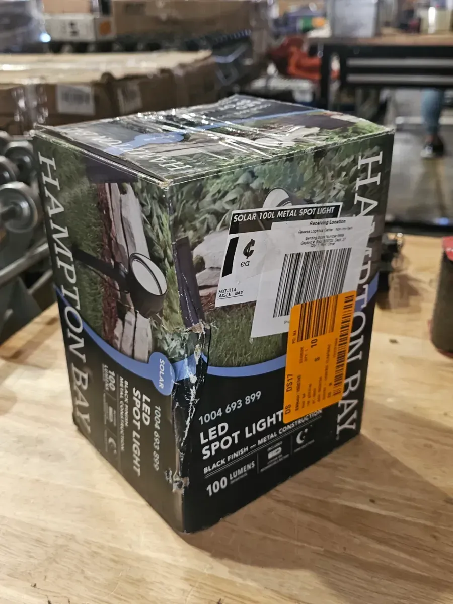 100 Lumen Black LED Outdoor Solar Metal Spotlight with with Adjustable Lamp Head - image 6