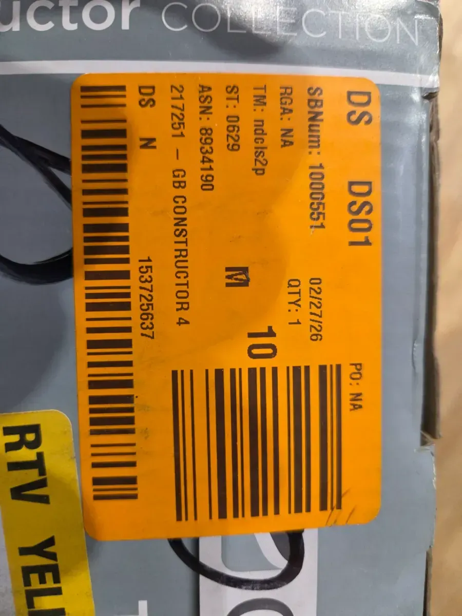 Constructor 4 in. Centerset Double-Handle Low-Arc Bathroom Faucet in Polished Chrome - image 6