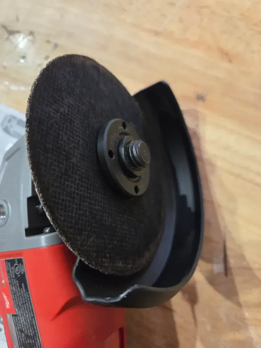 Milwaukee M18 FUEL 4-1/2 in. / 5 in. Cordless Grinder with ONE-KEY, Paddle Switch - image 4