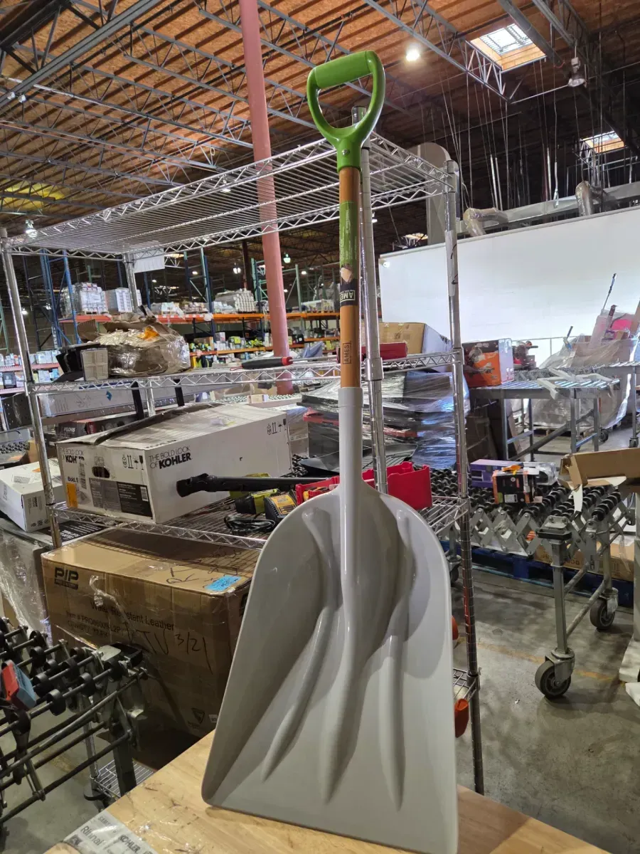 27.5 in. D-Handle Poly Grain Scoop Shovel - image 4