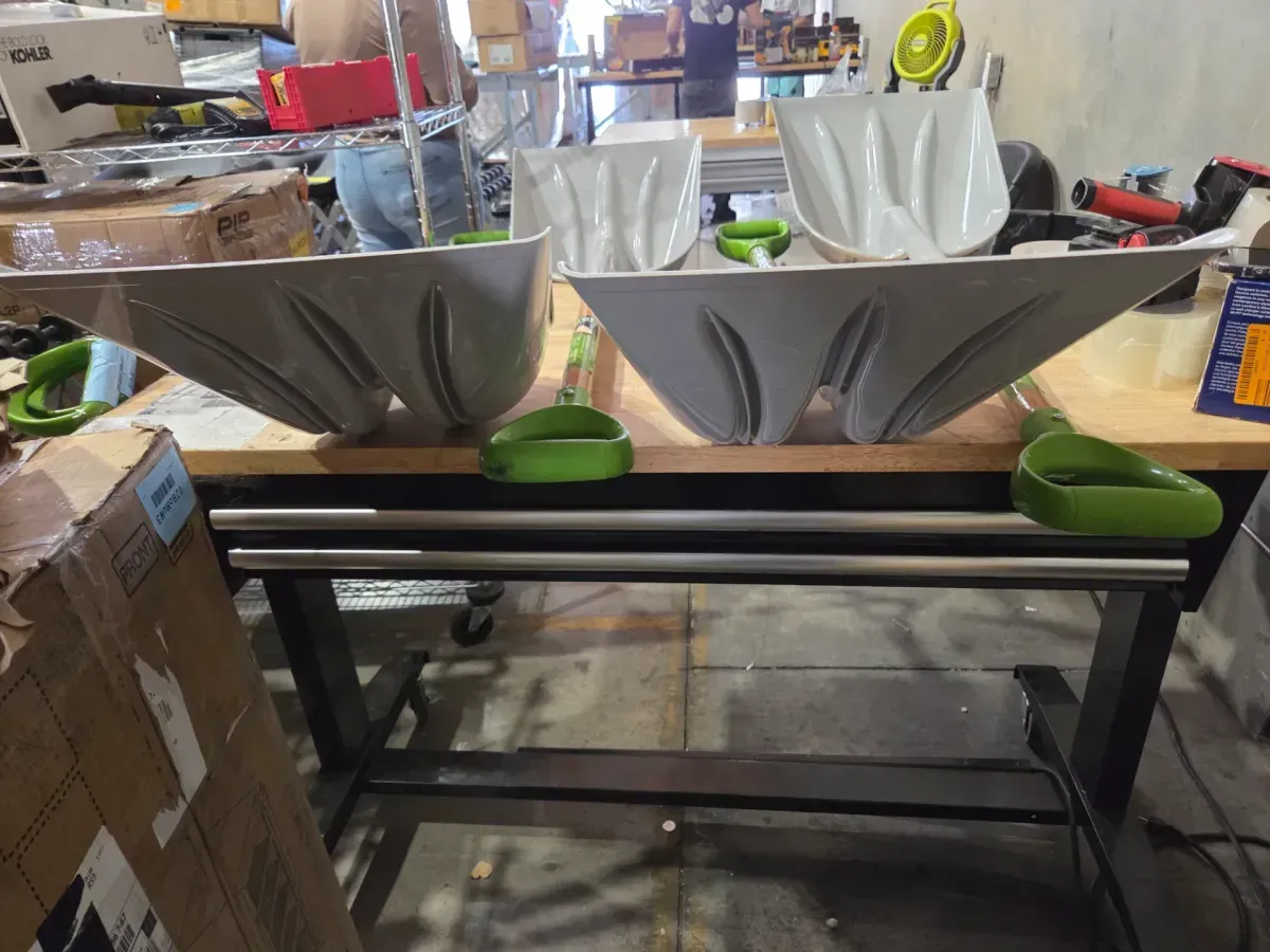 27.5 in. D-Handle Poly Grain Scoop Shovel - image 3