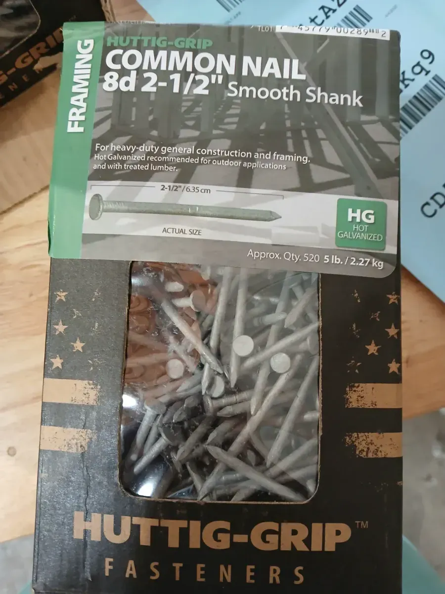 Huttig-Grip 8d 2-1/2" Hot Galvanized Common Nails, 5 lb Box - image 1