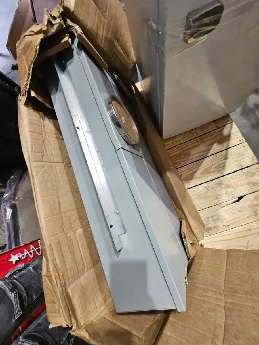 Outdoor 200 Amp 20-Space 40-Circuit Main Brkr Ring Semi Flush Mt Overhead/Undergrnd Mtr Sockt Load Center (TSMQ2020CFCU) - image 3