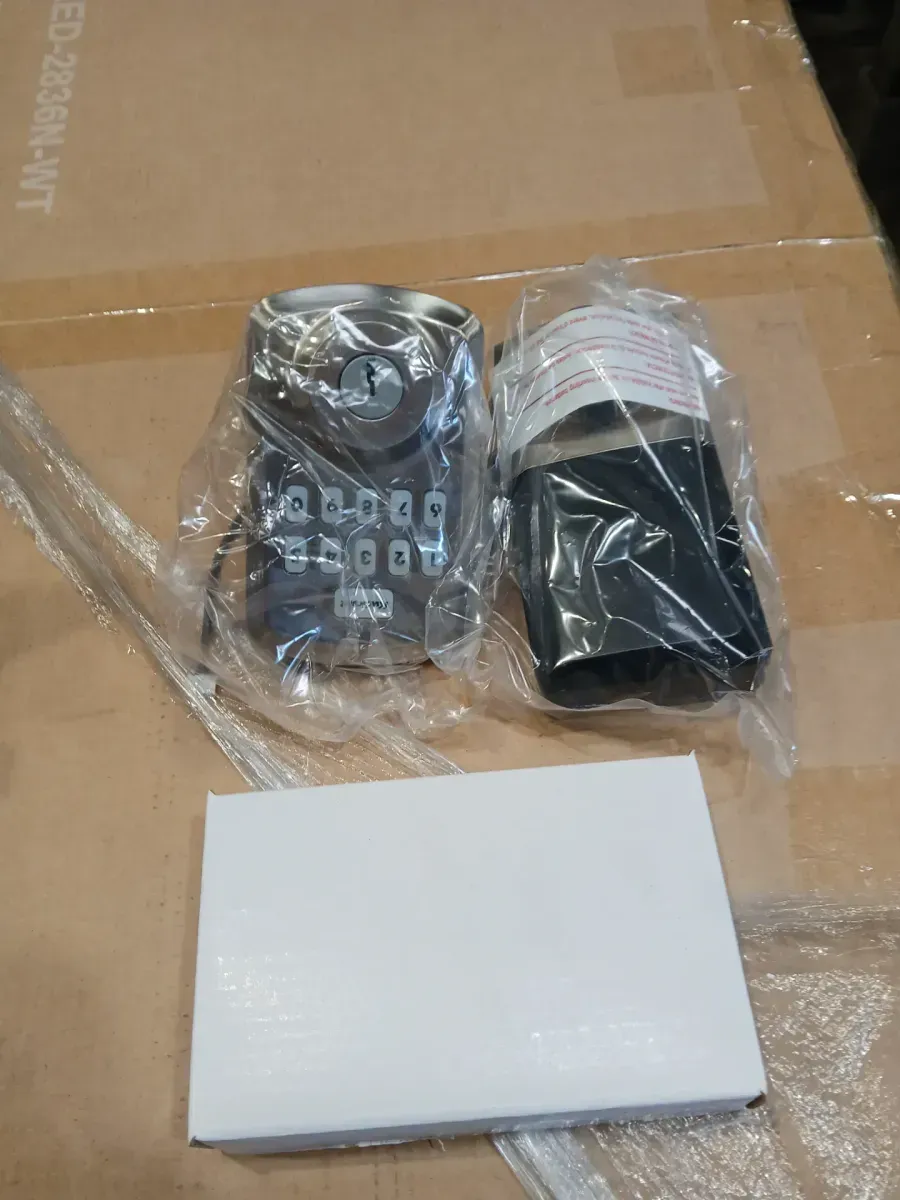 Kwikset Electronic Keypad Deadbolt Lock in Satin Nickel - image 3