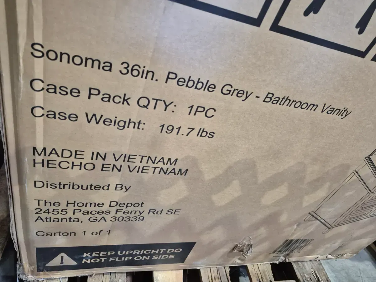 Sonoma 36 in. Pebble Gray Vanity with Carrara Marble Top and 22 in. x 30 in. Mirror Combo - image 2