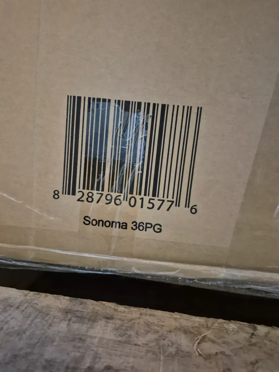 Sonoma 36 in. Pebble Gray Vanity with Carrara Marble Top and 22 in. x 30 in. Mirror Combo - image 3