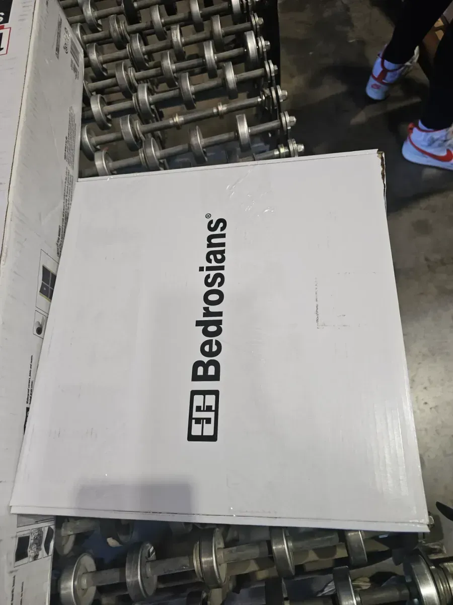 Marin 2 in. x 2 in. Matte Porcelain Mosaic in Aloe Green Wall Tile (10.08 sq. ft. /Case) - image 4