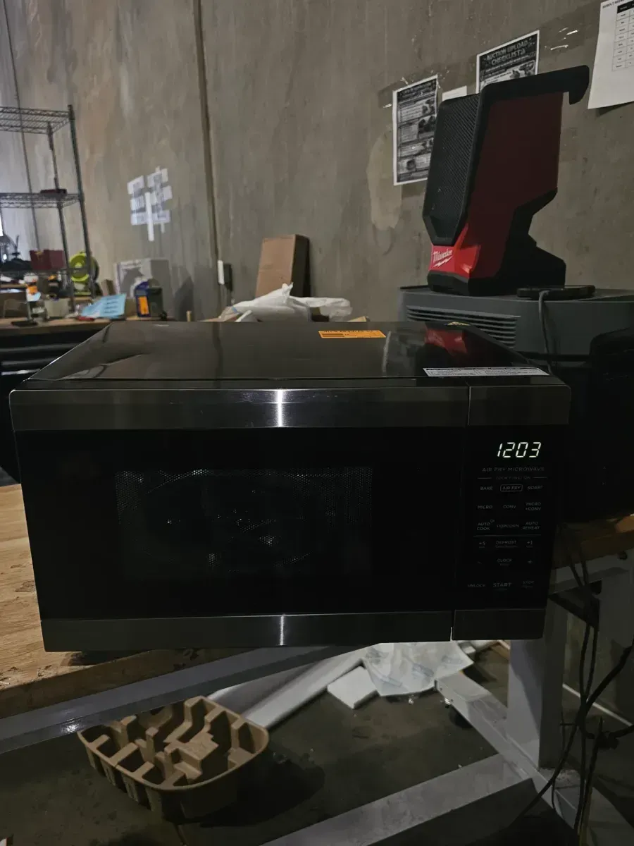 19 in. 0.9 cu. ft. 900-Watt Countertop Microwave Oven in Stainless Steel with Convection and Air Fry - image 2