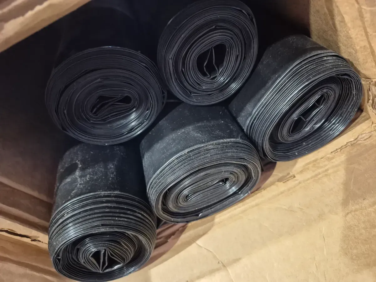 200 sq. ft. Roll 120 in. W x 20 ft. L x 5 mil T Moisture Barrier Underlayment for Vinyl Laminate and Engineered Hardwood - image 4