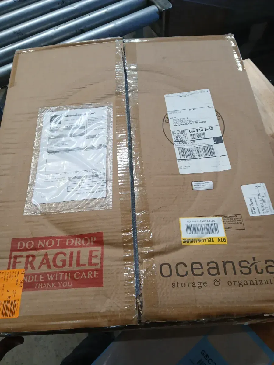 Spa-Style Bamboo Laundry Hamper - image 2