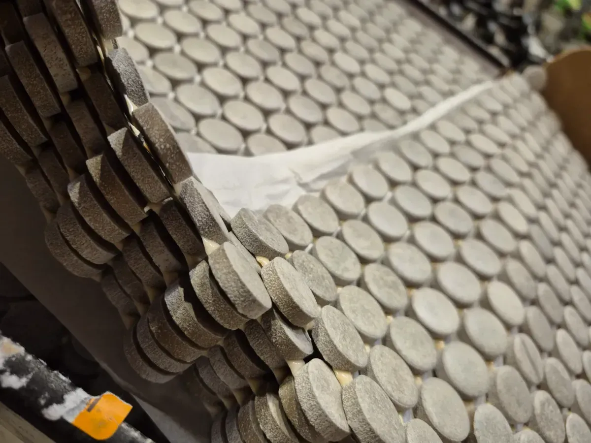 Restore Silver Stone 11 in. x 13 in. Glazed Ceramic Penny Round Mosaic Tile (10.6 sq. ft./Case) - image 4