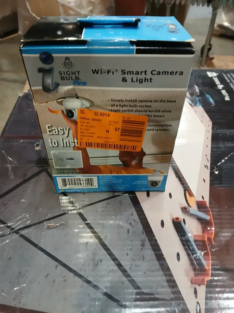 Motion Detecting 360-Degree Indoor/Outdoor Wi-Fi Home Security Camera with Light - image 3