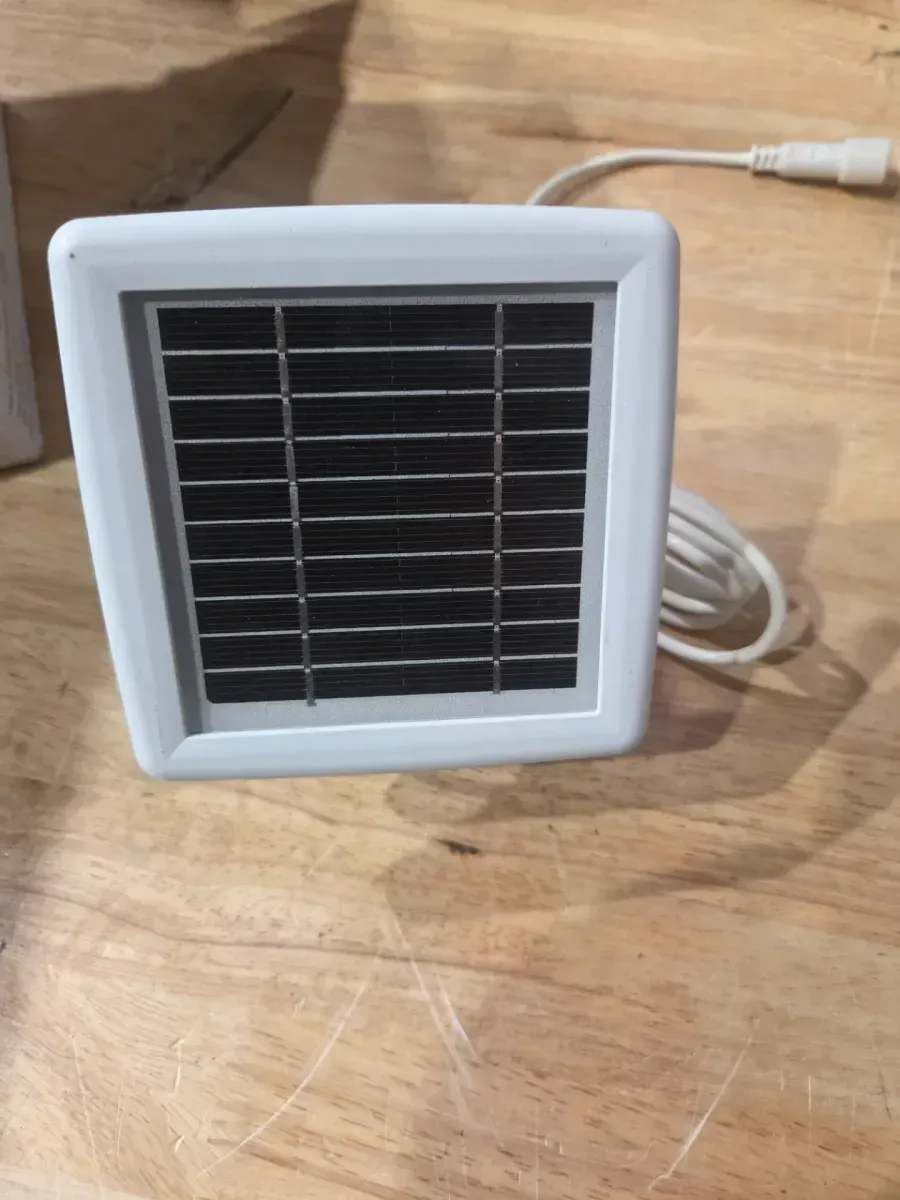 180° White Motion Sensor Solar Powered Outdoor 2-Head LED Security Flood Light 500 Lumens - image 3