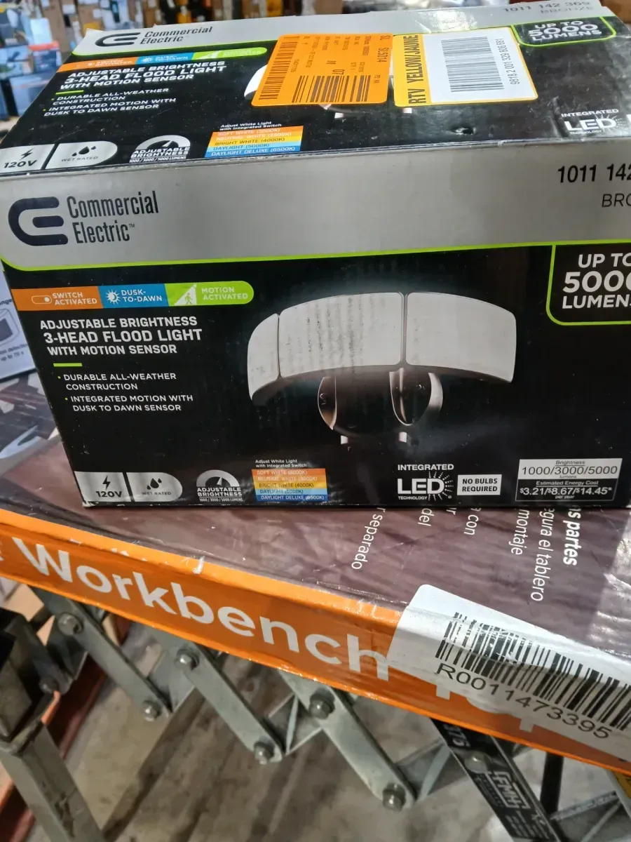 1000/3000/5000 Lumen Select Integrated LED Selectable 5CCT Bronze Dusk to Dawn or Motion Sensing Flood Light - image 2