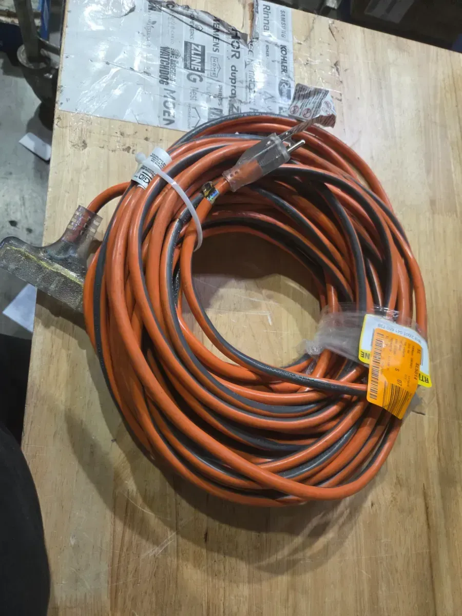 100 ft. 12/3 Heavy Duty Indoor/Outdoor Extension Cord with Tritap Lighted End, Orange/Grey - image 2