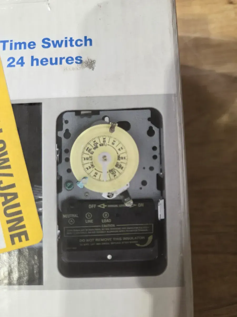 T100 Series 40 Amp 125V SPST 24-Hour Mechanical Time Switch with Indoor Enclosure - image 4