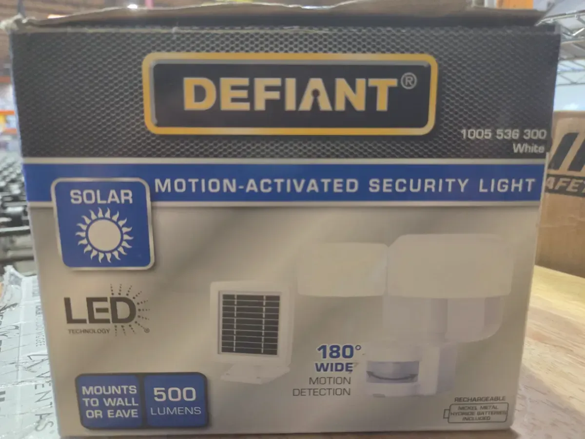 180° White Motion Sensor Solar Powered Outdoor 2-Head LED Security Flood Light 500 Lumens - image 5