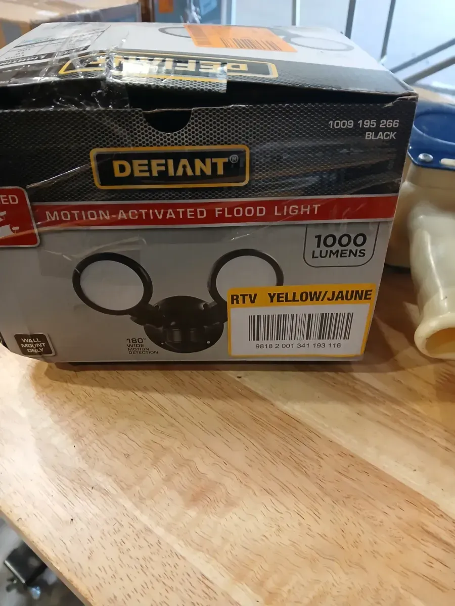 180° Black Motion Sensing Security Light Wired Outdoor 2-Head LED Flood Light 1000 Lumens - image 2