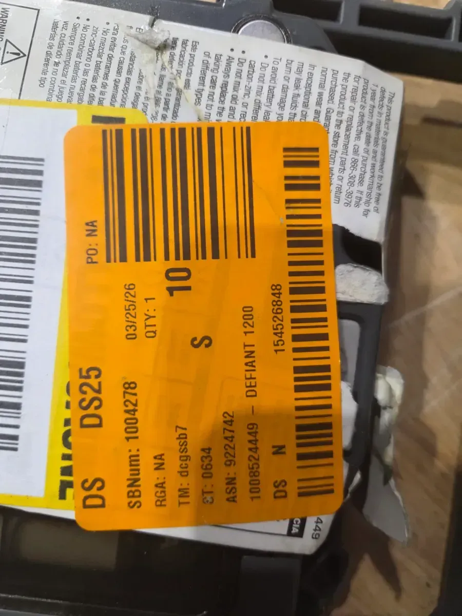 1200 Lumens Magnetic Utility Light - image 4