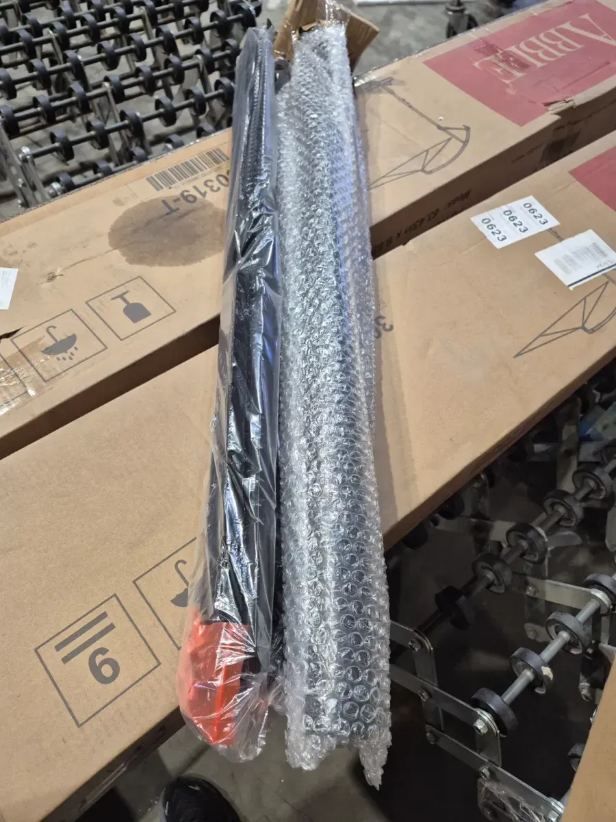 ABBLE 10ft Offset Cantilever Patio Umbrella with Base - Beige - image 4