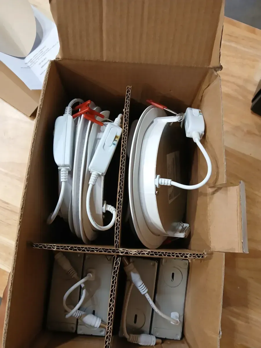 Pro Value Series LED 6 in Round Adj Color Temp Canless Recessed Light for Kitchen Bath Living rooms, Wht 4-Pk - image 4