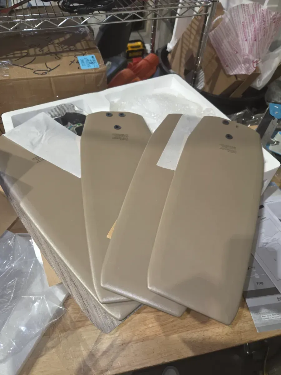 Antero 44 in. Hunter Express Indoor Matte Silver Ceiling Fan with Light Kit Included - image 7