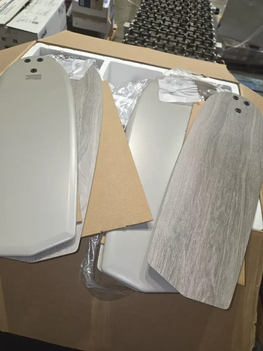 Channing 52 in. Hunter Express Indoor Matte Silver Ceiling Fan with Light Kit Included - image 2