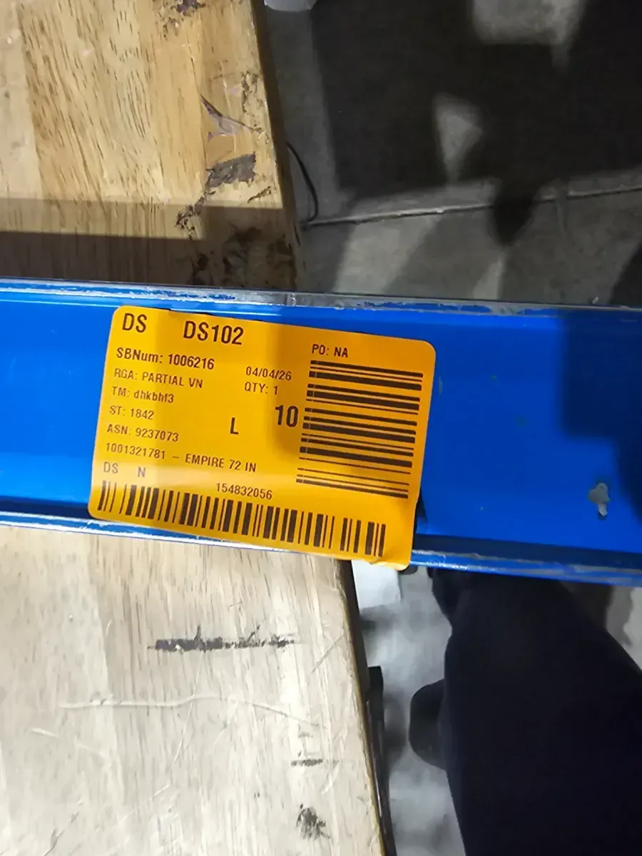 72 in. Aluminum Box Level - image 4