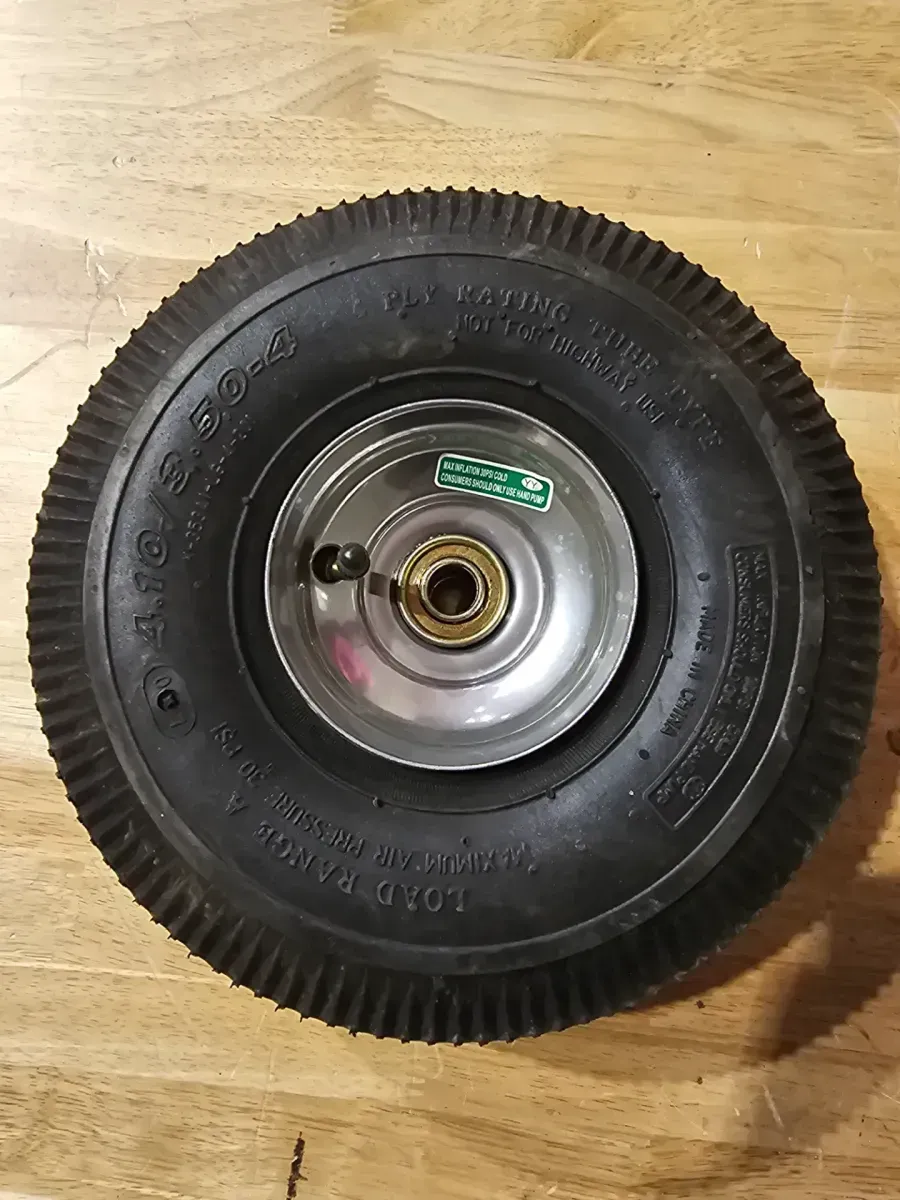 4.10/3.50-4 Sawtooth Tire with Rim (5/8" Bearing - image 3