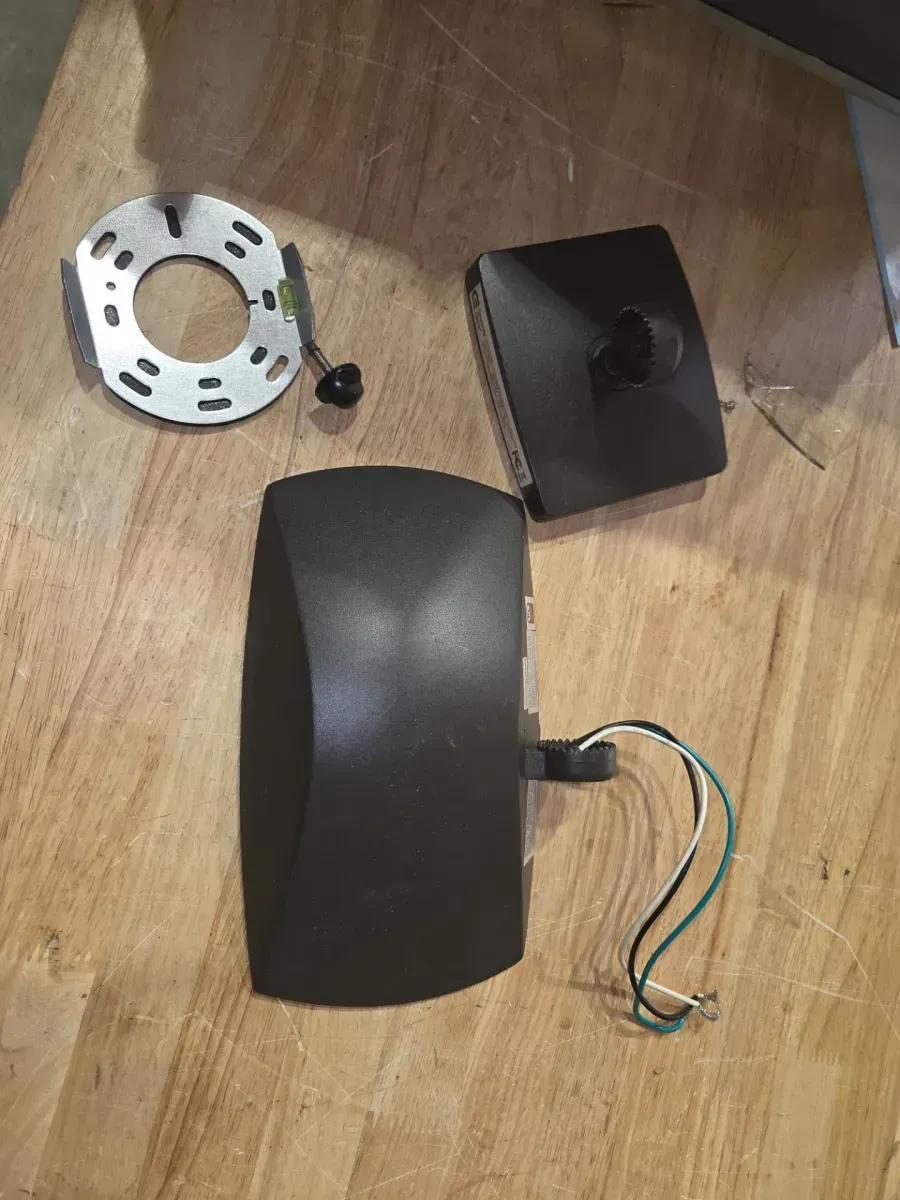 ARFL 200-Watt Equivalent, 3000 Lumen, 4000k CCT, Integrated LED, Arch Wall Flood Light, Bronze - image 3