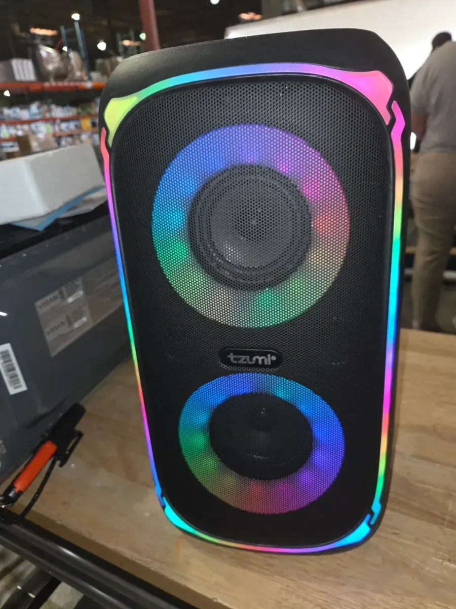 Speaker (Tzumi Super Bass Jobsite Speaker) - image 2