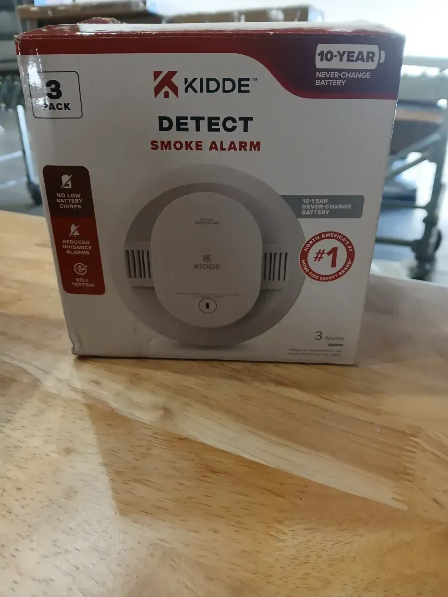 ***only one 10-Year Battery Powered Smoke Detector with Photoelectric Sensor(pack of 3)  20SD10 - image 2