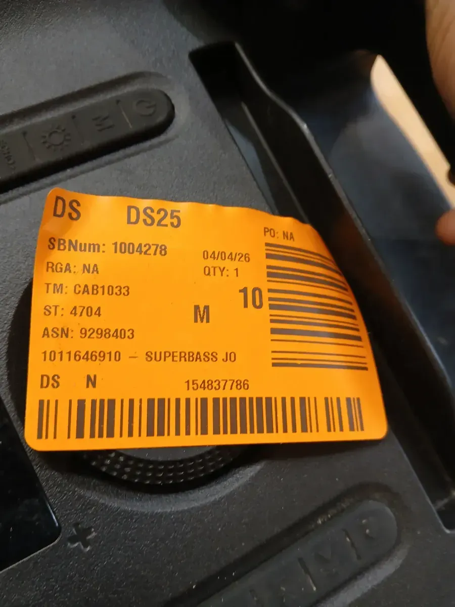 Speaker (Tzumi Super Bass Jobsite Speaker) - image 4