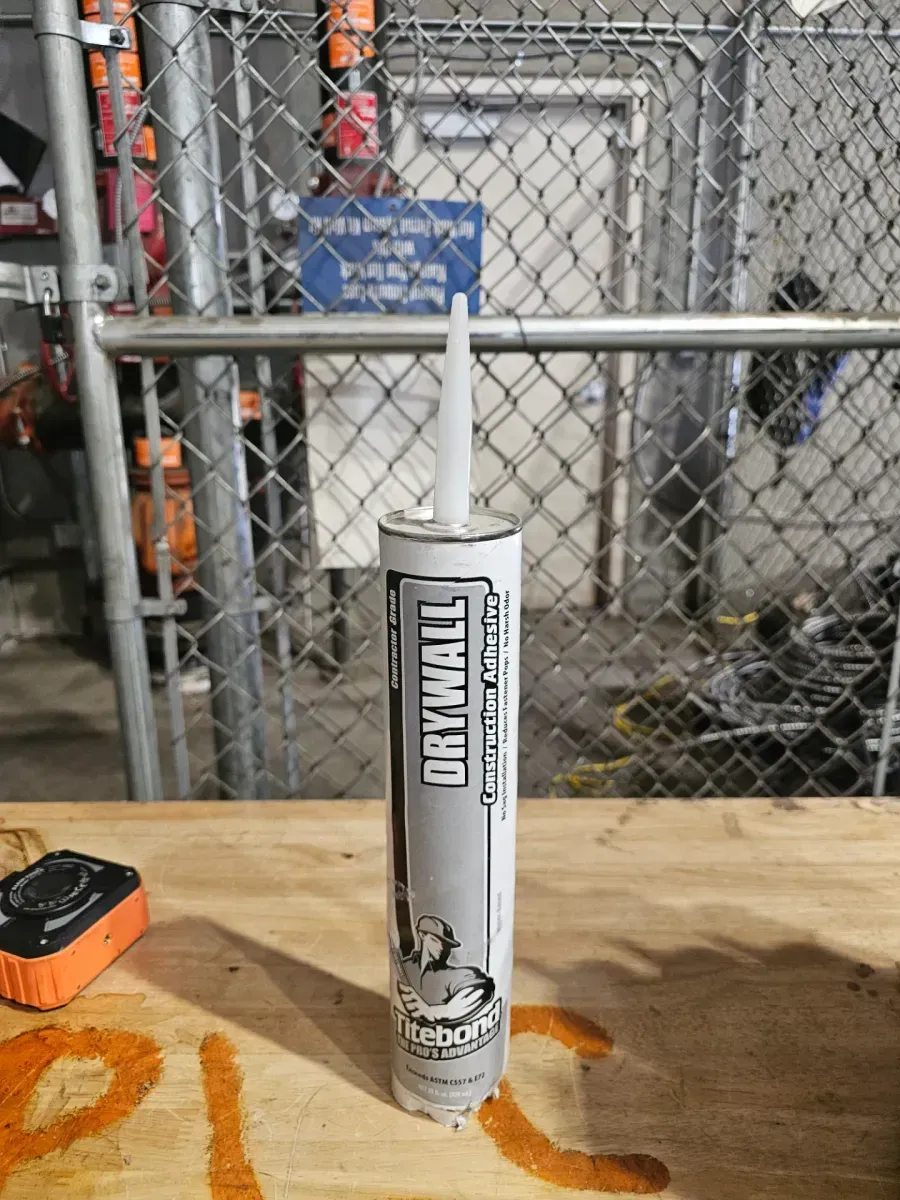 *** Pack of 12 *** 28 oz. Contractor Grade Drywall Adhesive - image 2