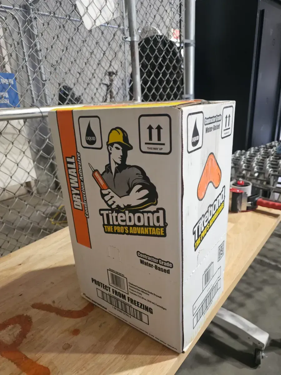 *** Pack of 12 *** 28 oz. Contractor Grade Drywall Adhesive - image 4