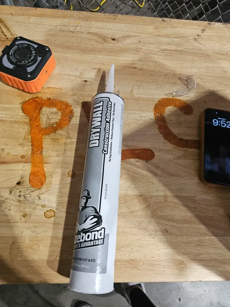 *** Pack of 12 *** 28 oz. Contractor Grade Drywall Adhesive - image 4