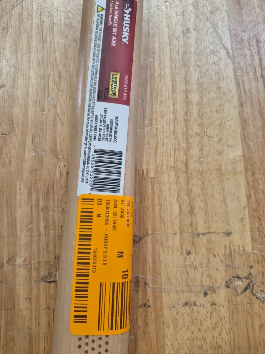 4LB Single Bit Michigan Axe with 35" American Hickory Hdl - image 2