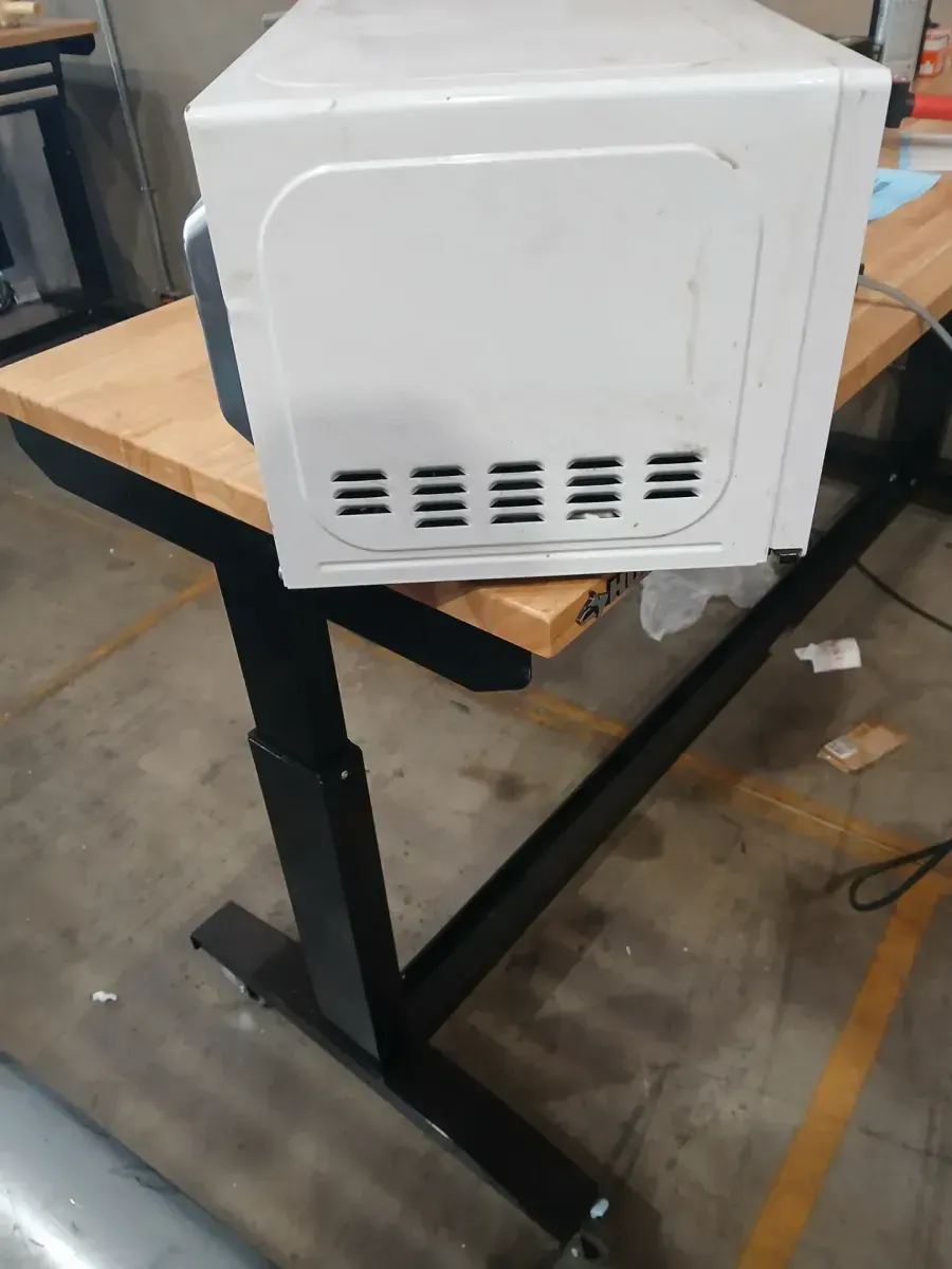 0.7 cu. ft. 700-Watt Countertop Microwave in White - image 3