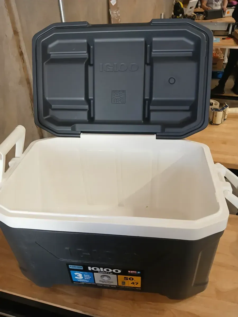 Igloo Hard Shell Cooler, Charcoal and White (Profile II 50 qt. Chest Cooler-Jet Carbon Gray) - image 3