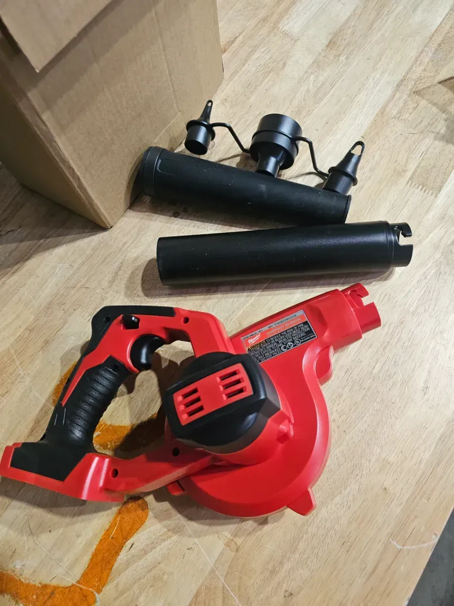Milwaukee M18 18-Volt Cordless Compact Blower (Tool-Only) - image 3