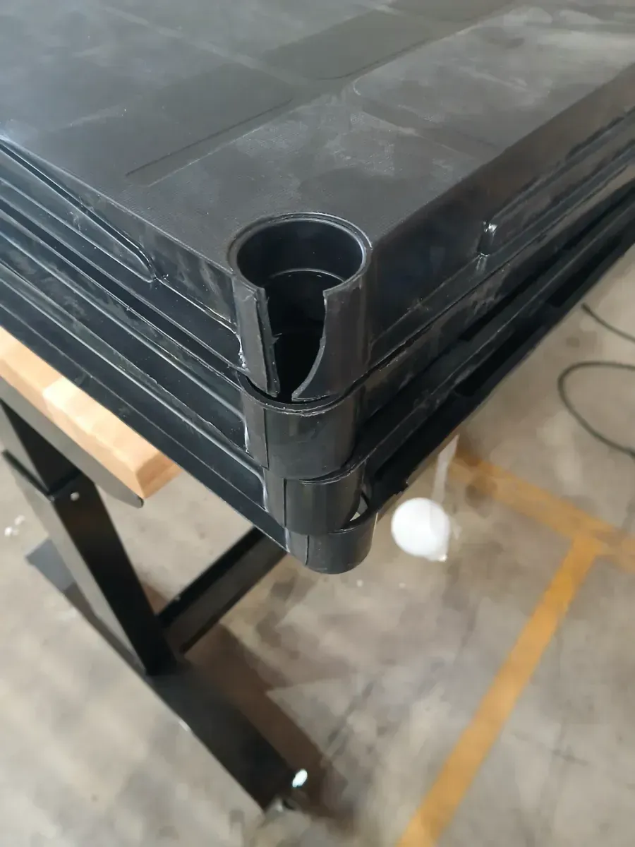 *** one shelf a bit damage 4-Tier Easy Assembly Scratch Resistant Plastic Garage Storage Shelving Unit in Black (28 in. W x 52 in. H x 15 in. D) - image 3