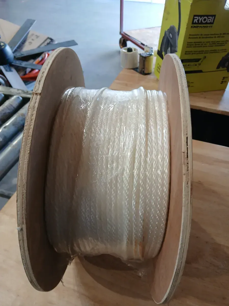 1/4 in. x 800 ft. White Solid Braided Nylon Rope - image 3