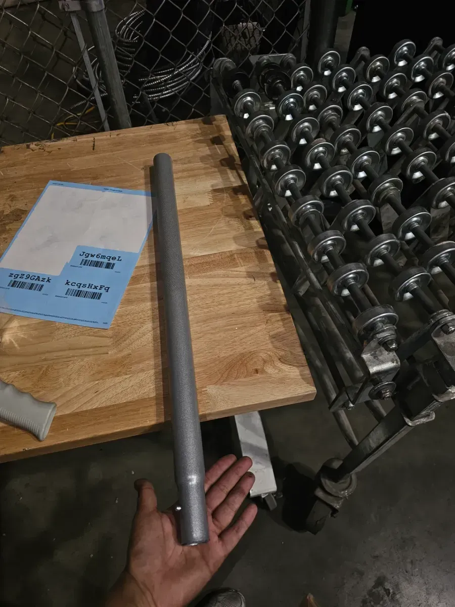 2.5-Ton Pro Low Profile Floor Jack - image 3